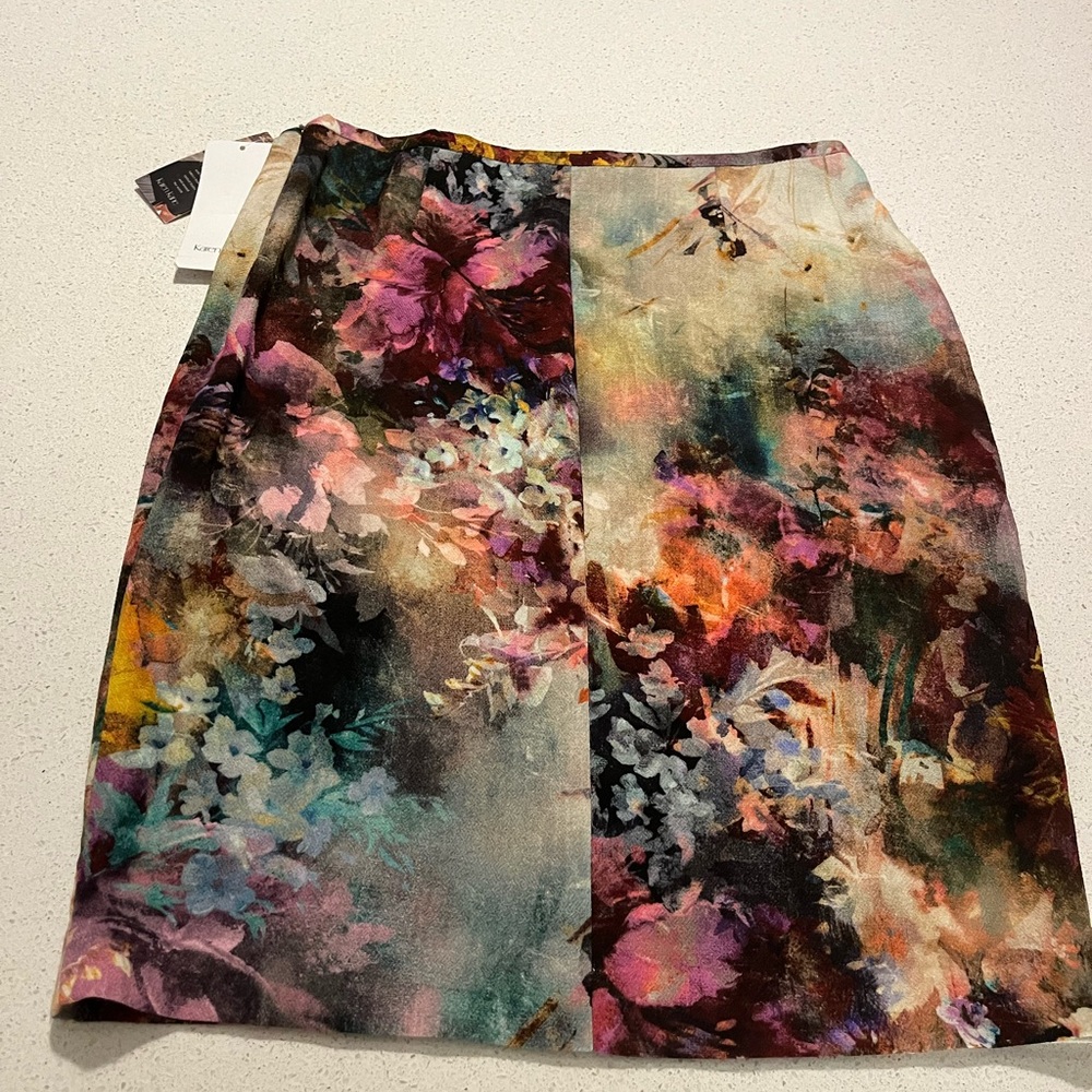 BRAND NEW Karen Kane pencil skirt